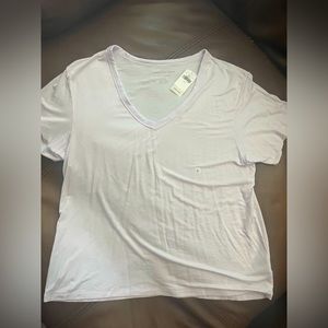 NWT American Eagle VNeck Tee
